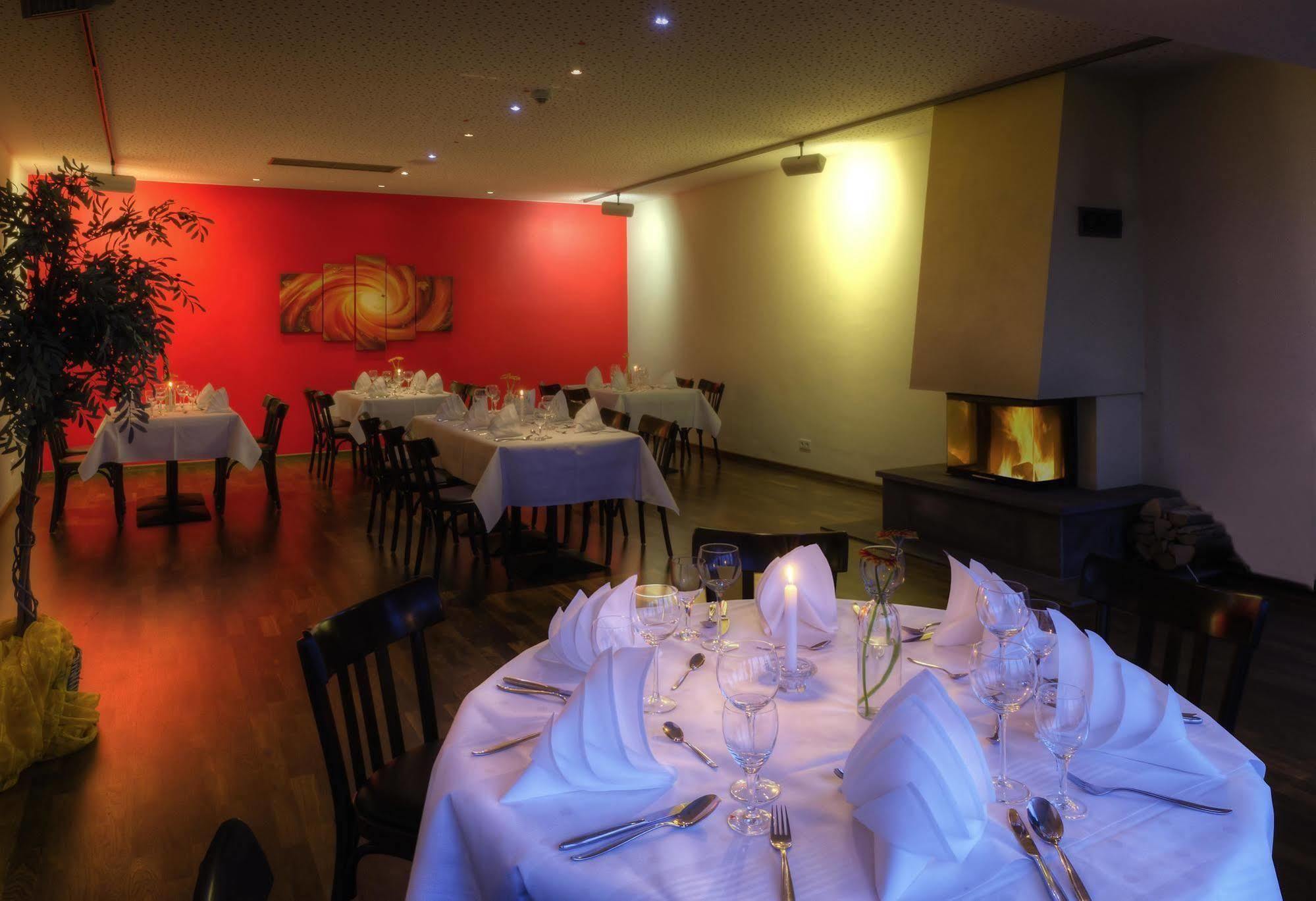 Phoenix Hotel Bergneustadt Extérieur photo
